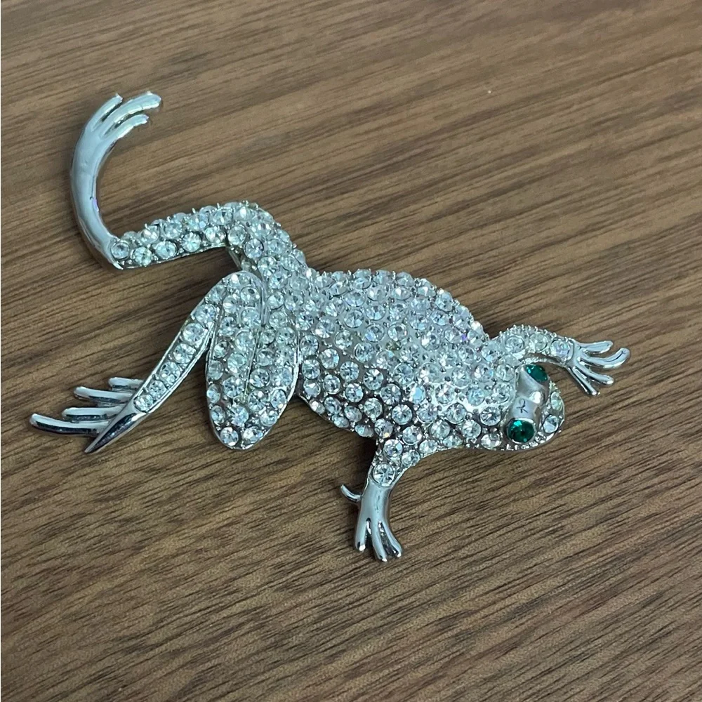 Vintage Rhinestone Frog Brooch Pin with Green Eyes